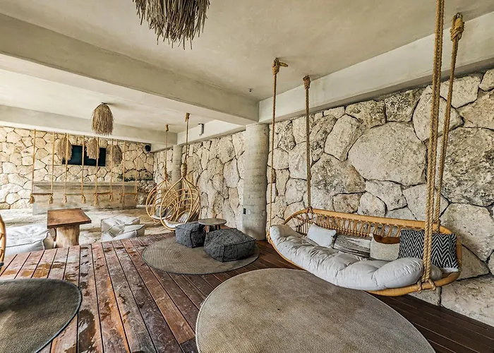 Nuju Xalet - Cenote Pool Jacuzzi & Sauna