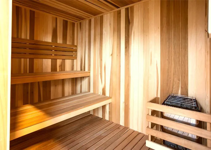 Nuju Xalet - Cenote Pool Jacuzzi & Sauna